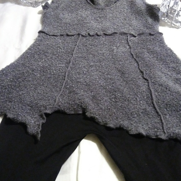 Jasmin KC size large - Picture 4 of 6